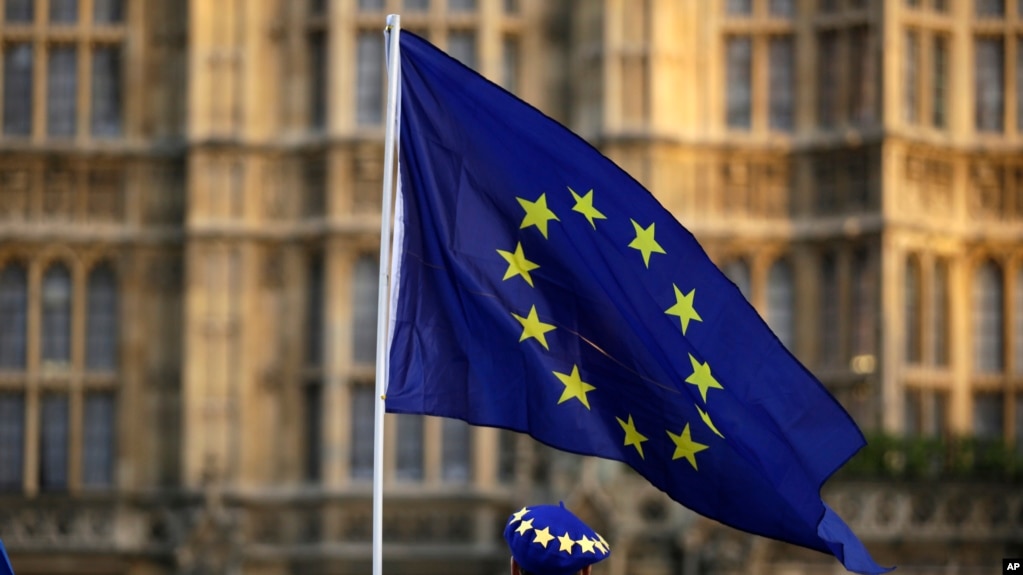 El gobierno británico descartó el martes buscar una extensión al período de dos años para sacar al país de la Unión Europea, antes de un voto parlamentario crucial sobre el acuerdo Brexit.