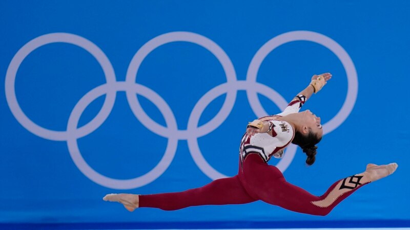 German Female Gymnasts Wear Body-Covering Unitard in Olympics