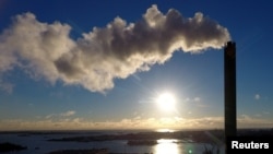 FILE - Smoke rises from the Hanasaari coal power plant in Helsinki, Finland, November 28, 2016. (Jussi Nukari/Lehtikuva/via REUTERS) 
