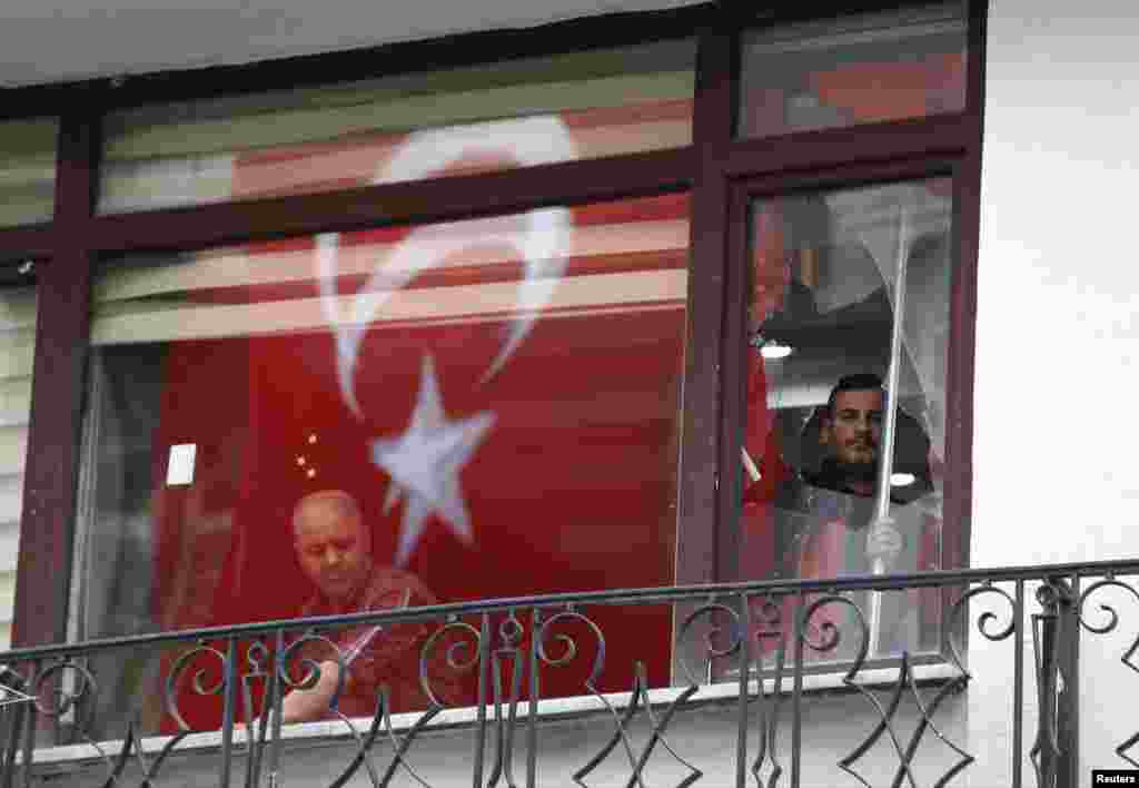 istanbul blast aftermath 3
