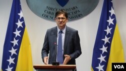 Ermin Pešto: Oko 10 posto građana ima isprave za oružje
