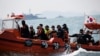 جنوبی کوریا: کشتی ساحل کے قریب چٹان سے ٹکرا گئی