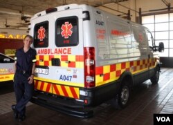 Paramedic Victor Voorendyk works at accident scenes in urban Johannesburg, where speeding motorists too often leave a deadly wake. (D. Taylor/VOA)