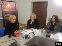 Міністр у справах ветеранів Оксана Коляда, координатор оргкомітету Ігор Нескорених в Україні Оксана Горбач, радниця Міноборони США Марша Гонзалес
