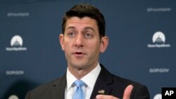 Ketua DPR AS, Paul Ryan, dalam sebuah konferensi pers di Washington (27/4). (AP/Carolyn Kaster)