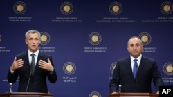 نیٹو سکریٹری جنرل اور ترک وزیر خارجہ