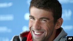 El nadadator Michael Phelps se tomará unos días para rehabilitarse tras su arresto por conducir ebrio.