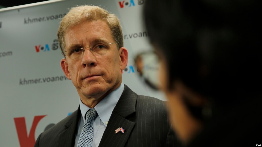 W. Patrick Murphy, U.S. Ambassador to Cambodia, during an interview at Voice of America Khmer's news office in Phnom Penh on December 13, 2019. (Aun Chhengpor/VOA Khmer)