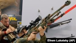 Виставка снайперських гвинтівок, Україна, 2016