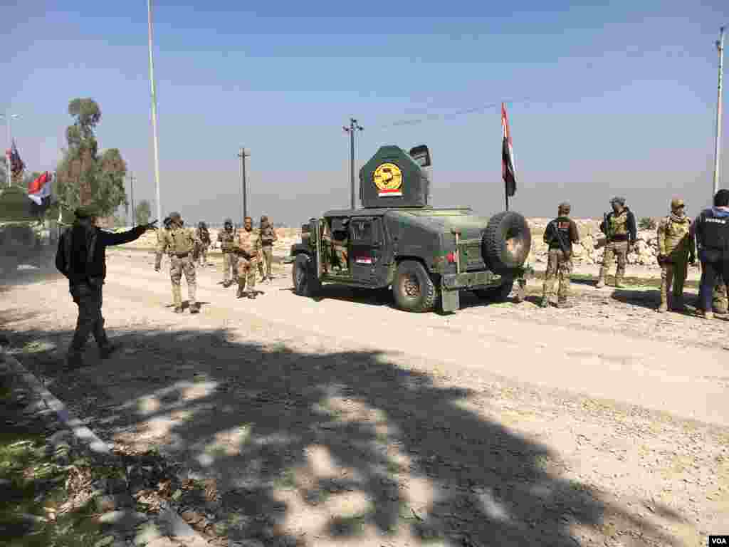 موصل ہوائی اڈے پر عراقی فوجیں