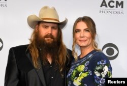 Chris Stapleton and Morgane Stapleton arrive at the 11TH Annual ACM Honors in Nashville, Tennessee, Aug. 23, 2017.