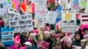 Сотні тисяч людей беруть участь у Марші жінок у Вашингтоні