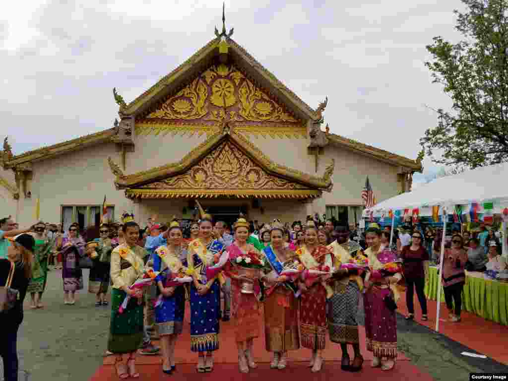 ບັນດານາງສາວ 7 ຄົນທີ່ປະກວດນາງສັງຂານ ພ.ສ. 2562 ທີ່ວັດລາວພຸດທະວົງ
