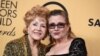 Memorial Privat Berlangsung untuk Carrie Fisher, Debbie Reynolds