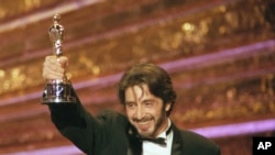 Al Pacino cuando ganó el Oscar a Mejor Actor por "Scent of a Woman" durante la entrega 65 de los galardones. Los Angeles, California, 29/3/93.