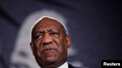  Bill Cosby dice que las mujeres a las que ha contrademandado han difamado su "honorable legado y reputación".