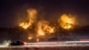 미 캘리포니아 대형 산불 악화...주민 10만명 대피
