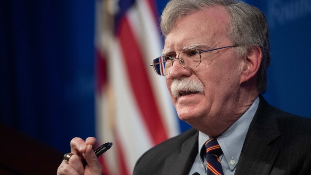 Ông John Bolton có lời lẽ cứng rắn với Tổng thống Venezuela Nicholas Maduro