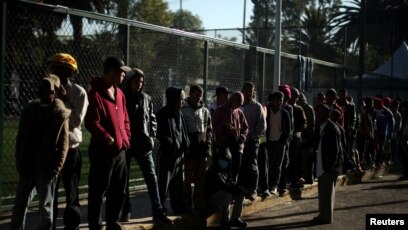 Migrantes descansan en Ciudad de M xico algunos disuadidos por