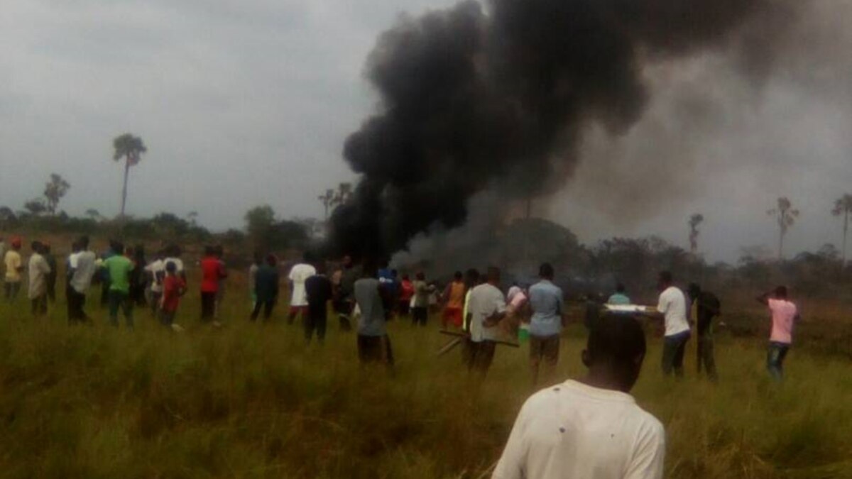 Plus de 10 morts dans un crash d’avion à Kinshasa
