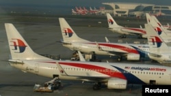 Pesawat-pesawat Malaysia Airlines parkir di Bandar Udara Internasional Kuala Lumpur (KLIA) di Sepang, Malaysia. (Foto: Dok)