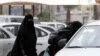 Suudi Arabistan'da Araba Kullanan Kadına Kırbaç Cezası