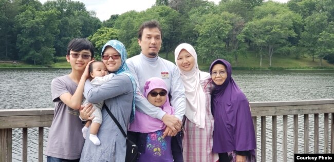 Shafiya Salahudin bersama keluarga di AS (dok: Shafiya Salahuddin)