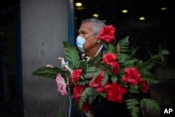 La declaratoria de cuarentena colectiva de parte de Maduro reviste un beneficio no solo de control sanitario, sino político y social, opina Daniel Varnagy, politólogo.
