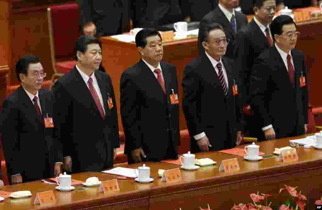 From left, Central Commission for Discipline Inspection head He Guoqiang, Chinese Vice President Xi Jinping, People&#39;s Political Consultative Conference Chairman Jia Qinglin, National People&#39;s Congress Chairman&nbsp;Wu Bangguo and Chinese President Hu Jintao at the Communist Party Congress, November 14, 2012.
