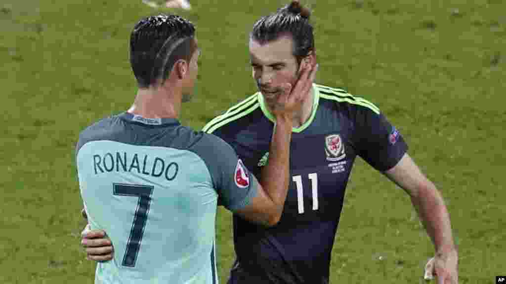 Cristiano Ronaldo, et Gareth après le match, Lyon, le 6 juillet 2016.