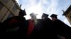 Photo d'illustration de diplômés de l'Université d'Oxford en Angleterre. (Reuters/Paul Hackett/28 mai 2011)