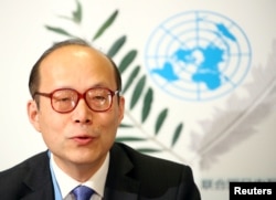 资料照：中国常驻联合国日内瓦办事处和瑞士其他国际组织代表陈旭在日内瓦出席一个新闻发布会。（2020年1月31日）