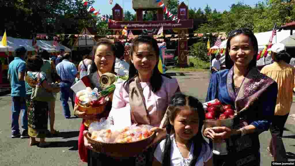 July 4th 2014 at Wat Lao Catlett