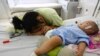 Dịch bệnh tay chân miệng, sốt xuất huyết hoành hành ở miền nam Việt Nam
