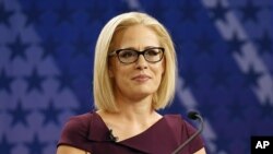 Kyrsten Sinema estableció uno de los registros más centristas en el grupo demócrata.