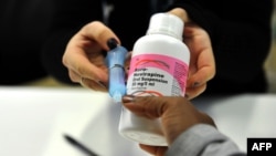 Most people living with HIV/AIDS are happy that the majority of them are now accessing life-saving anti-retroviral drugs though the waiting period at distribution points is long. (File Photo)