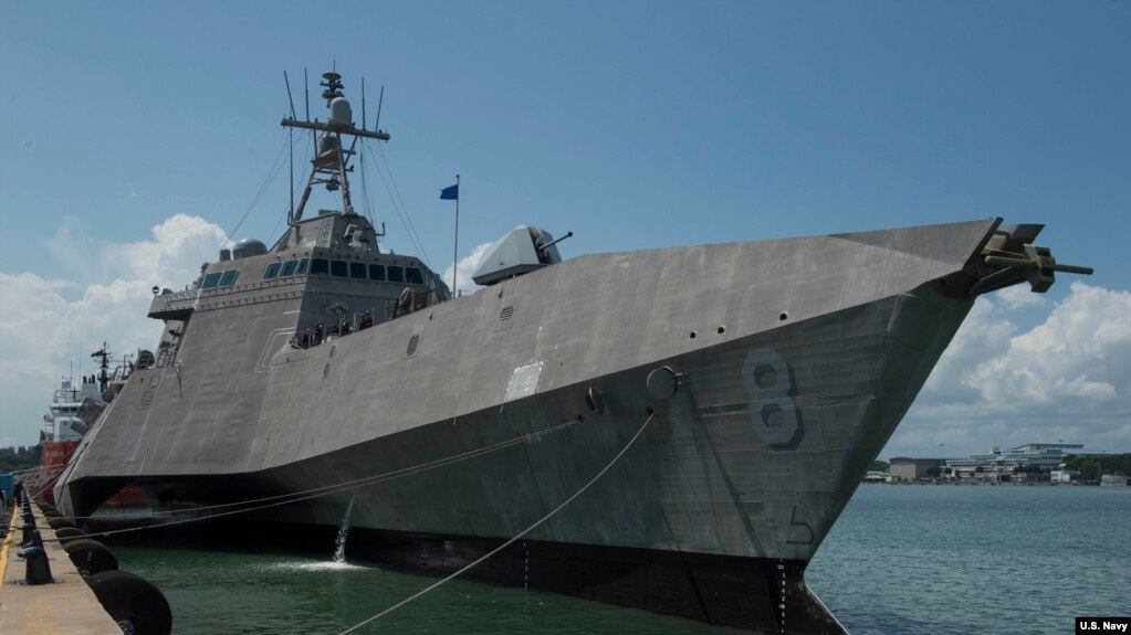 Tàu USS Montgomery thăm Singapore năm 2019