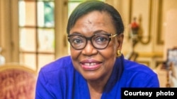 La présidente du Sénat au Gabon Paulette Missambo, Présidente du parti de l'Union Nationale.