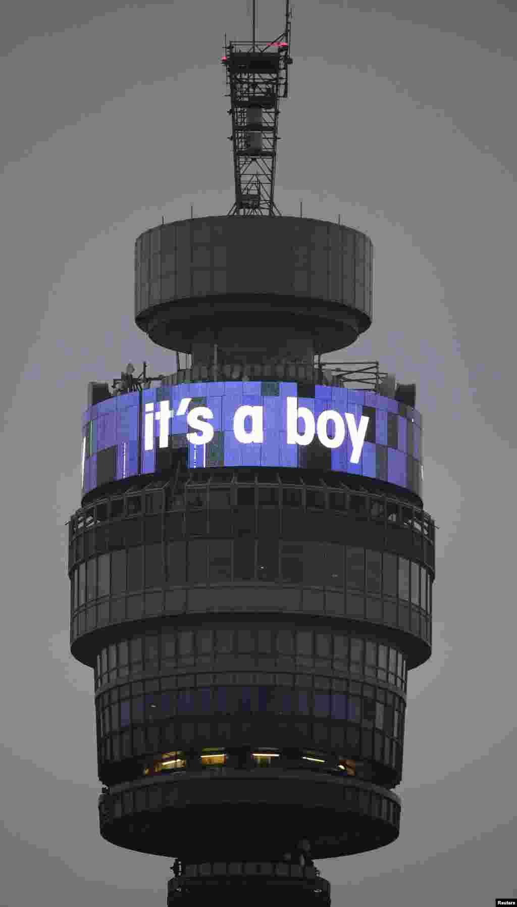 The British Telecom tower displays &quot;it&#39;s a boy&quot; to mark the birth of a baby boy for Catherine, Duchess of Cambridge and her husband, Prince William, London July 23, 2013.&nbsp;