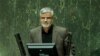 انتقاد محمود صادقی از علی لاریجانی: چرا از شأن مجلس دفاع نمی کنید