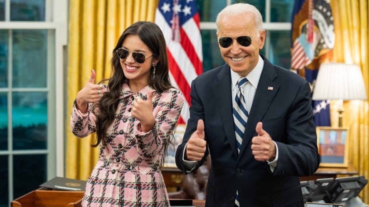 Biden Desak Anak Muda AS agar Divaksinasi - Vimarsana News