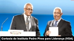 Pedro Pires recebe prémio da Mo Ibrahim Foundation (2012)