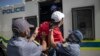 Colère des étudiants sud-africains après la mort d'un homme lors d'une manifestation 