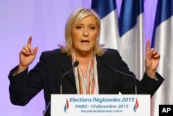 Nhà lãnh đạo Mặt trận Dân tộc Pháp Marine Le Pen ca ngợi quyết định Brexit là một “chiến thắng của tự do”.