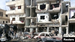 Homs မြို့မှာ တနင်္ဂနွေနေ့ အစောပိုင်းက ဗုံးပေါက်ကွဲ ၂ ဖြစ်ခဲ့