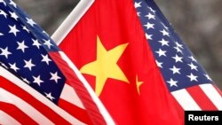 资料照：美国和中国国旗