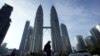 မလေးရှားနိုင်ငံ Kuala Lumpur မြို့က Twin Towers အနီး မြင်ကွင်း။ (မတ် ၁၈၊ ၂၀၂၀)