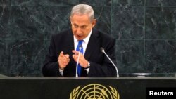 Trong bài diễn văn tại phiên họp thường niên của Đại hội đồng LHQ, ông Netanyahu tố cáo Tổng thống Iran Hassan Rouhani thực hiện một chiến lược để tăng cường chương trình vũ khí hạt nhân của Iran.