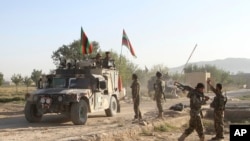 Əfqanıstan hərbi qüvvələri Qəzni vilayətində Taliban qüvvələrinə qarşı döyüşdən sonra
