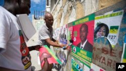 Foto sou kanpay elektoral ann Ayiti. AP/Dieu Nalio Chery.
